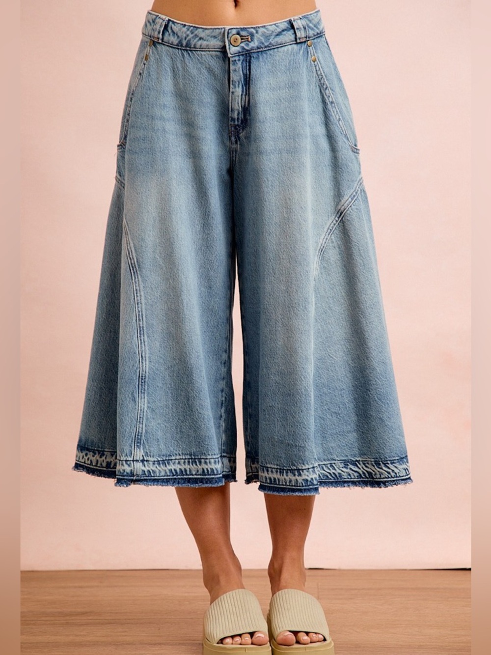 Washed Denim Paneled Detail Culotte Jeans with Frayed Hem